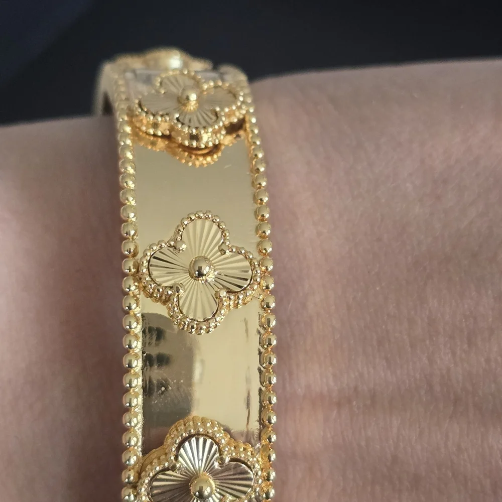 Elegant Gold Floral Bracelet and Ring Set